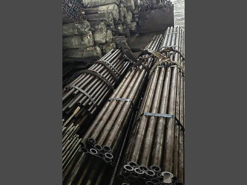 马氏体不锈铁无缝管